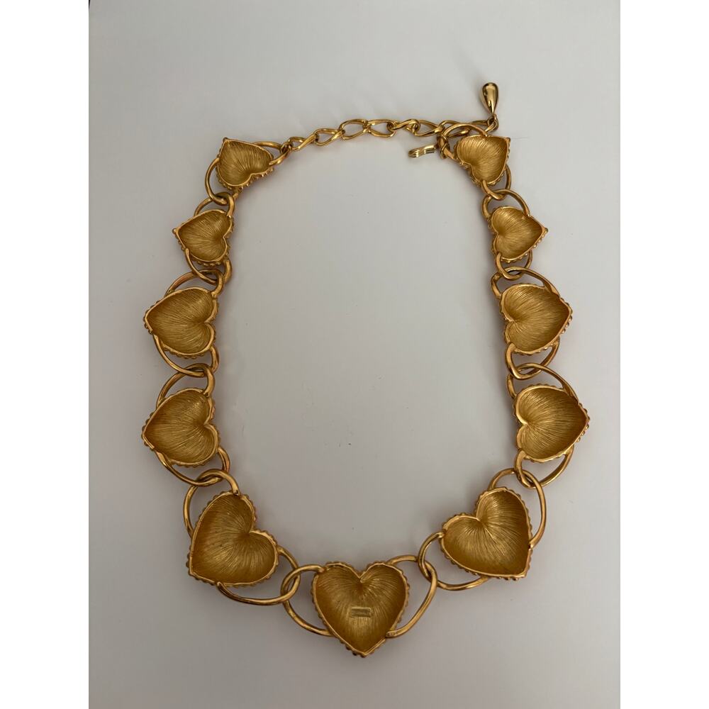Vintage Trifari Gold Tone Collar Necklace Puffy Heart Links Chunky Excellent - Picture 5 of 7